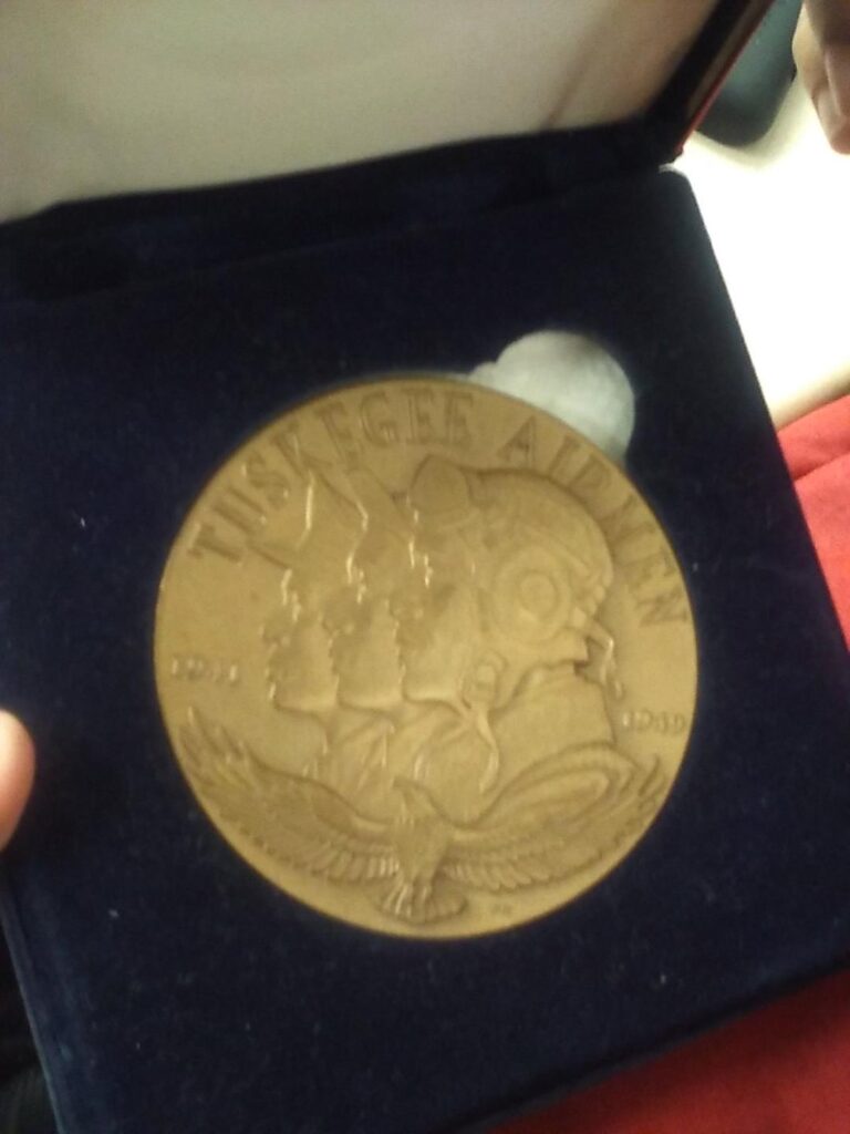 gold medal congressional honor